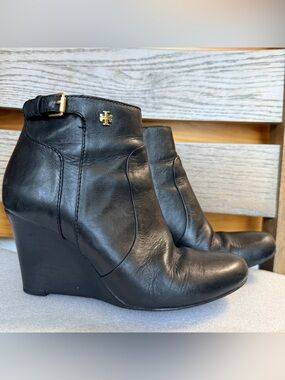 Tory Burch Milan black leather wedge booties size 6.5
